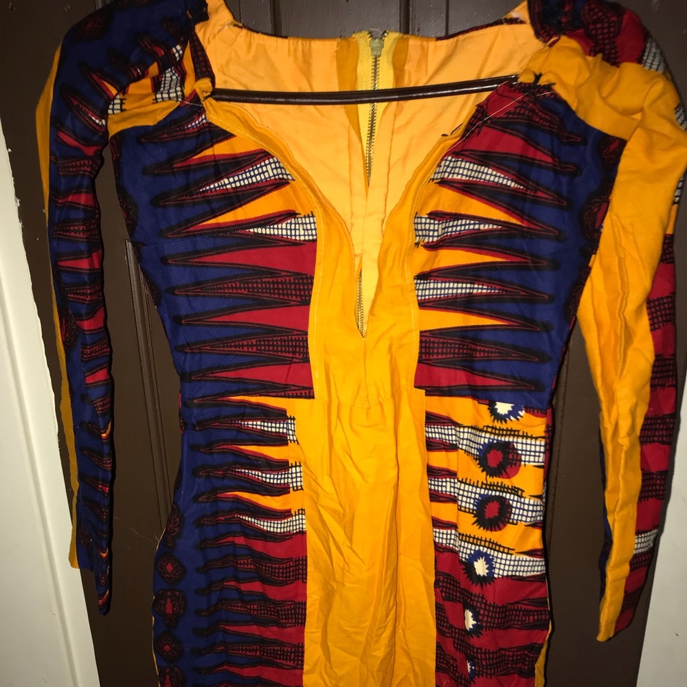 Customized Dress - Picture 2 of 3